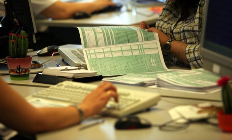 Φορολογικές δηλώσεις 2026: Ανοίγουν σήμερα 16 Μαρτίου η πλατφόρμα της ΑΑΔΕ – Οι νέοι κωδικοί στο Ε1, οι εκπτώσεις και οι παγίδες