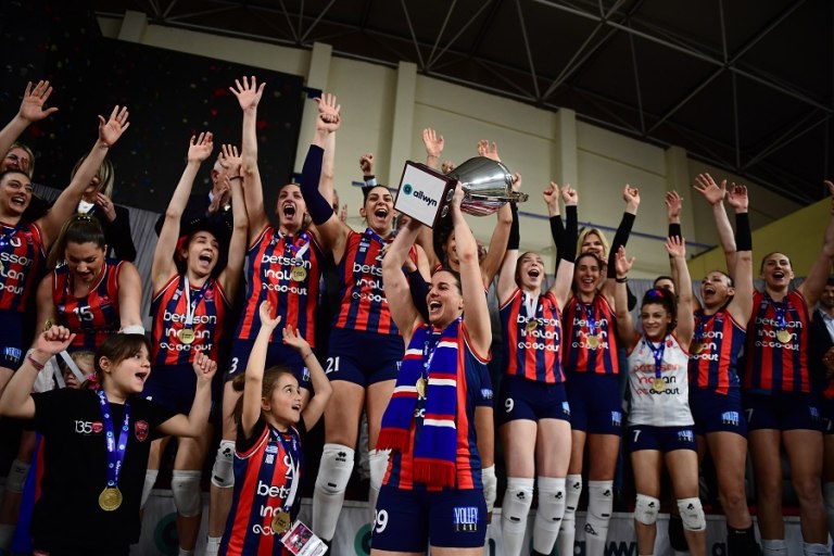 ΑΟ Θύρας Πανιώνιος 1-3: Οι