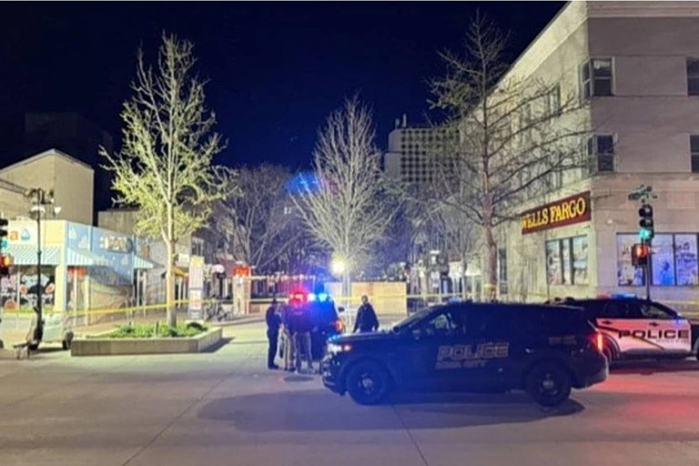 Αϊόβα: Σε κρίσιμη κατάσταση ένας από τους 5 τραυματίες των πυροβολισμών  Έκκληση των αρχών για πληροφορίες