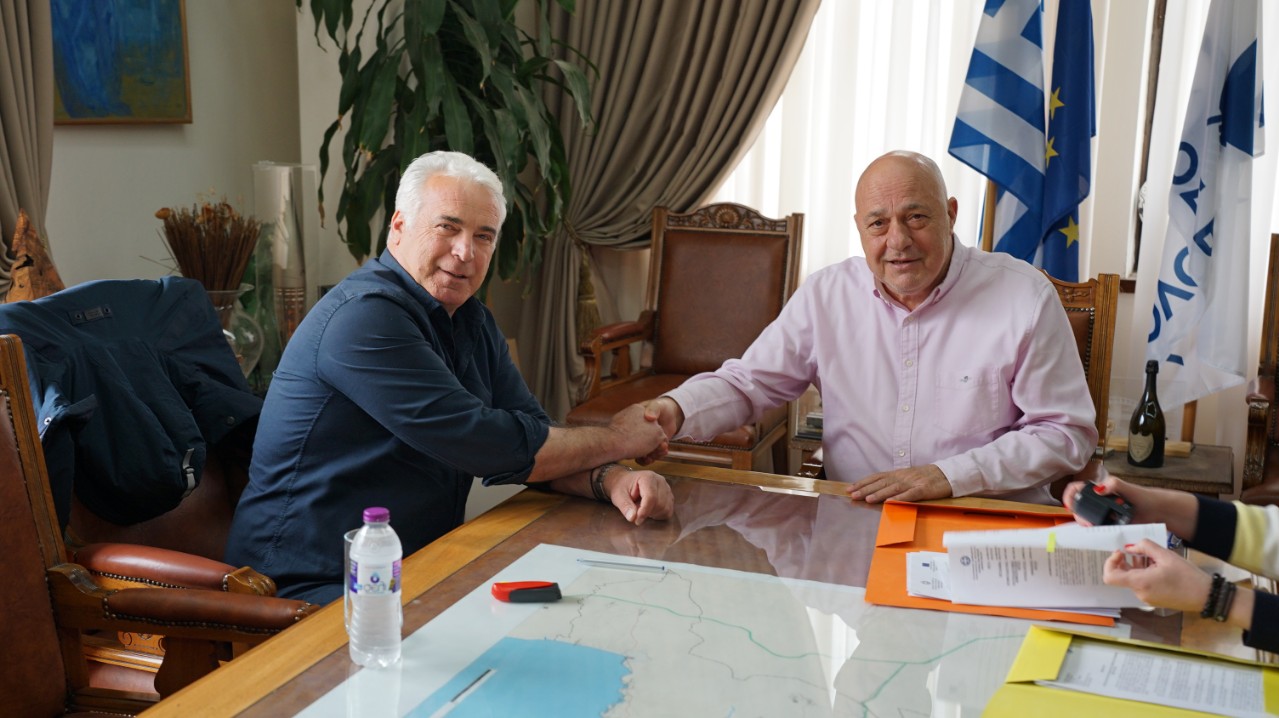 Υπογράφηκαν οι συμβάσεις