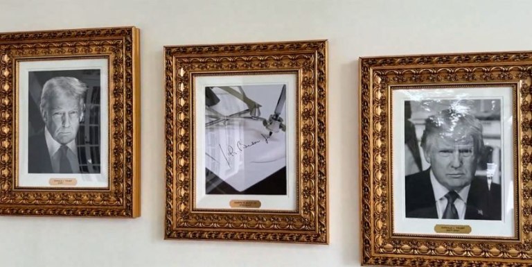 ΗΠΑ: Ο Λευκός Οίκος κάνει κολλεγιακή φάρσα στον Μπάιντεν αφαιρώντας το πορτραίτο του [βίντεο]