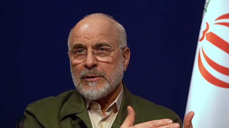 Ο Γκαλιμπάφ μίλησε για τον έλεγχο του Ορμούζ και για την κρίση που παραλίγο να τορπιλίσει τις διαπραγματεύσεις