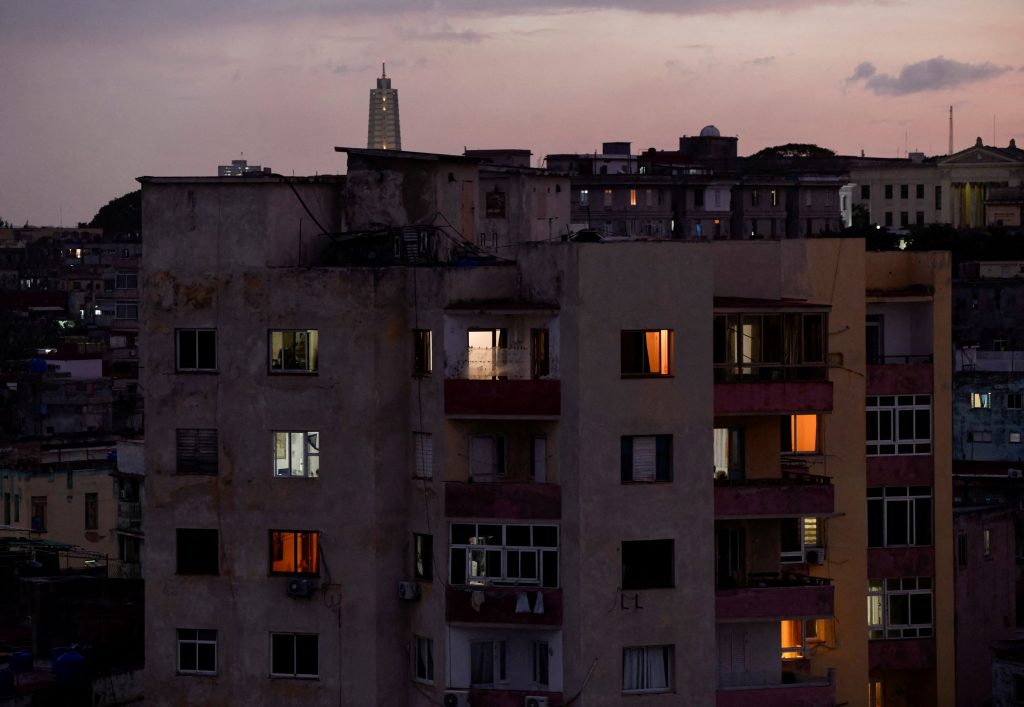 Κούβα: Συνεχίζεται το μπαράζ των γενικών μπλακάουτ  Αντιμέτωπη με σοβαρή ενεργειακή κρίση η χώρα