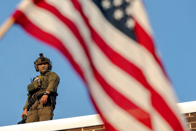 Η έξαρση της ICE: Χιλιάδες νέοι υπάλληλοι και νέα γραφεία για το κυνήγι μεταναστών των ΗΠΑ