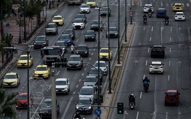Τέλη Κυκλοφορίας 2026: Τι θα πληρώσουμε φέτος, πότε αναρτώνται τα ειδοποιητήρια και ποια είναι τα πρόστιμα για εκπρόθεσμη καταβολή