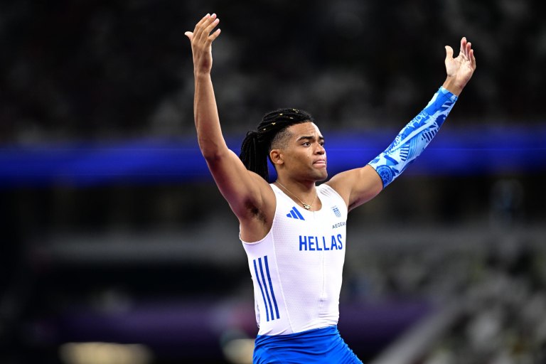 Μυθικός Καραλής, πέταξε στα 6.00μ. για 12η φορά φέτος (vid)