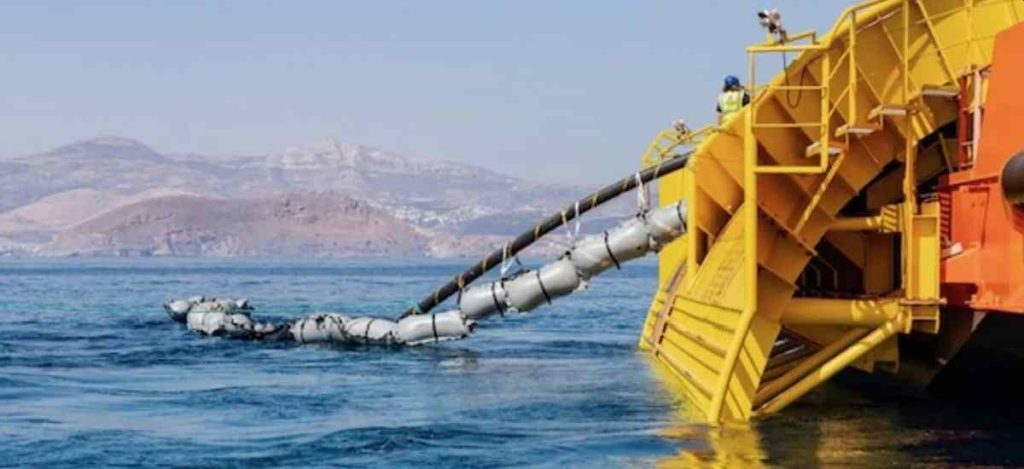 Γ. Γεραπετρίτης: Οικονομικά συμφέροντα θέλουν να κόψουν το καλώδιο