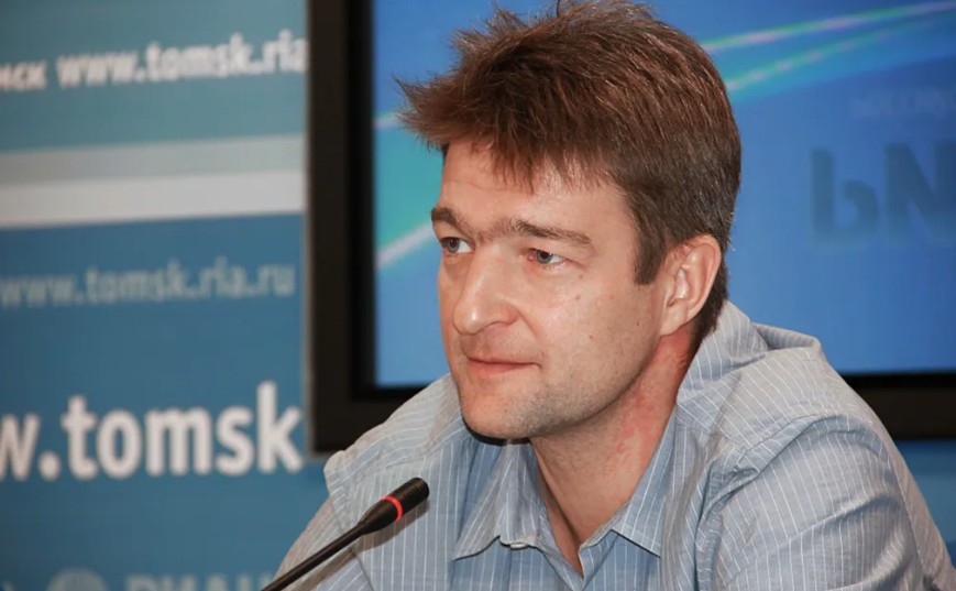 Ντένις Στενγκέλοφ: Δικαστήριο διέταξε κατάσχεση περιουσιακών στοιχείων  Ποιος είναι ο Ρώσος δισεκατατομμυριούχος