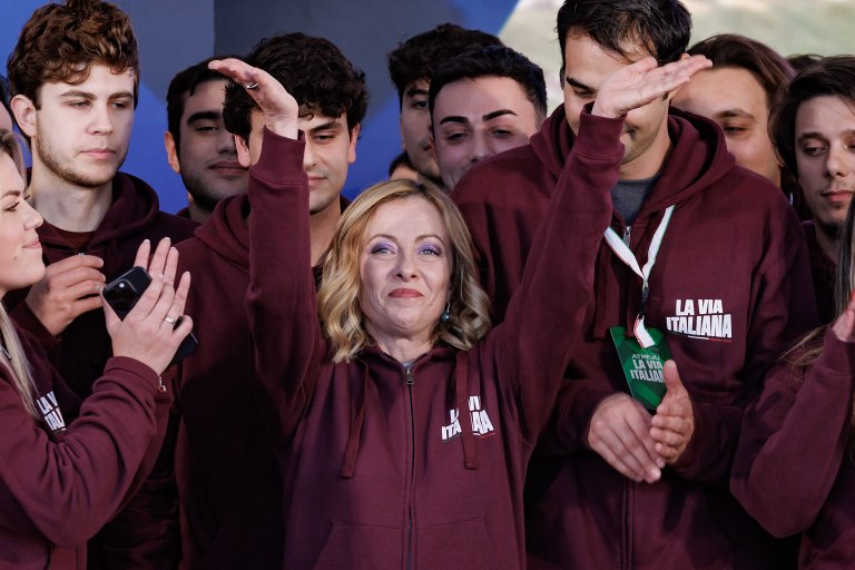 Η ιταλική Gen Z αγκαλιάζει την ακροδεξιά: Εθνικισμός, μετανάστευση και η νέα γενιά ψηφοφόρων