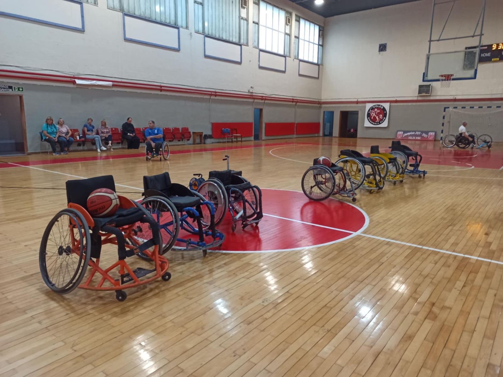 Σχολικός Αθλητισμός και Αλληλεγγύη: Μαθητές του 5ου Γυμνασίου Βόλου vs Αργοναύτες