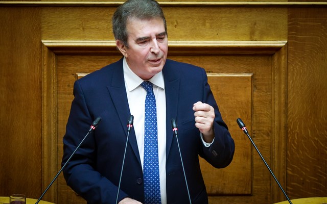 M. Χρυσοχοΐδης: Θα προσληφθούν 50 άοπλοι αστυνομικοί ως διαμεσολαβητές με τις κοινότητες των Ρομά