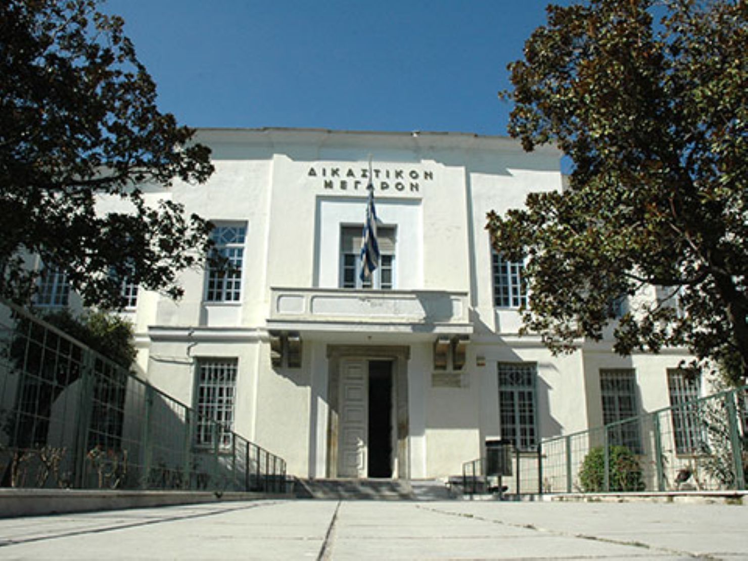 Στο αυτόφωρο για