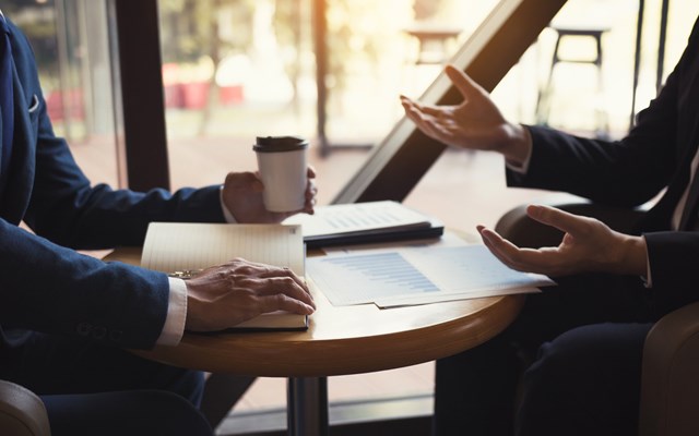 4 δισ. ευρώ νέα δάνεια σε επιχειρήσεις έχουν δώσει οι τράπεζες φέτος - Kάμψη στους ιδιώτες