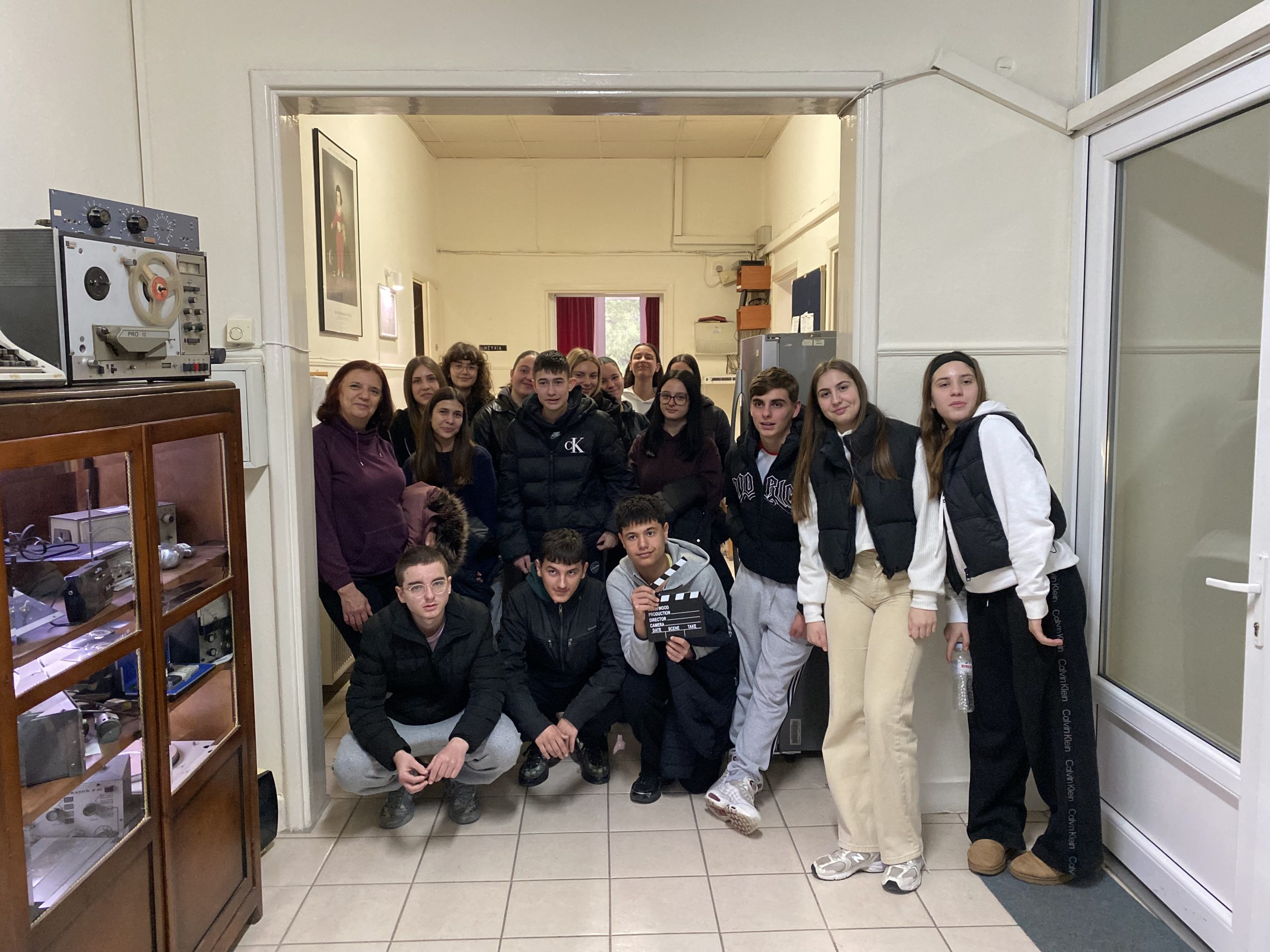 Την ΕΡΤ Λάρισας επισκέφθηκαν μαθητές του 5ου Λυκείου