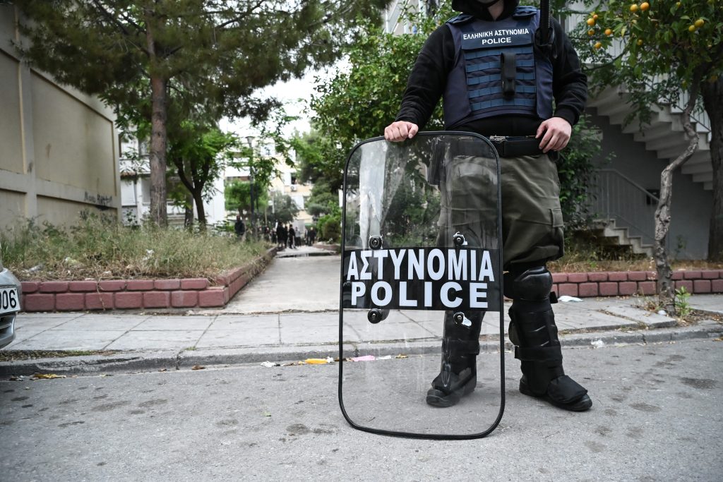 Νέες προσλήψεις 50 Ρομά αστυνομικών για αστυνόμευση και διαμεσολάβηση  Όσα είπε ο Μ. Χρυσοχοΐδης