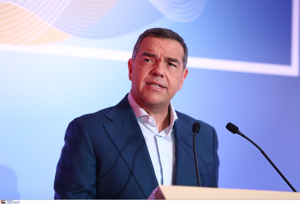 Τσίπρας για Μητσοτάκη: Επιστρέφει μικρό μέρος του υπερπλεονάσματος  Μοναδικός στόχος η ψηφοθηρία