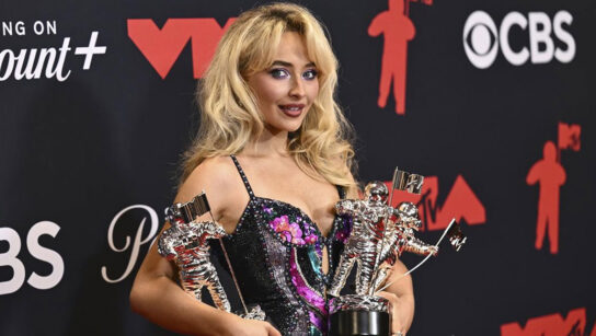 MTV VMAs: Αυτοί είναι οι μεγάλοι νικητές της βραδιάς  Η Lady Gaga έφυγε με τέσσερα βραβεία