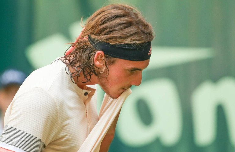 Χειρουργείο για τον Τσιτσιπά  Πότε επιστρέφει στα κορτς