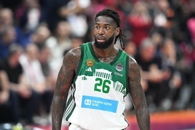 Δεν παίζει τελικά ο Λεσόρ  Η 12άδα του Παναθηναϊκού για το ντέρμπι στο ΣΕΦ