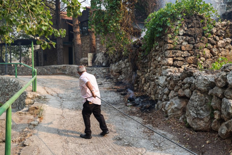 ΦΕΚ: Τα μέτρα στεγαστικής συνδρομής για τους πυρόπληκτους  Τρεις νέες κοινές υπουργικές αποφάσεις