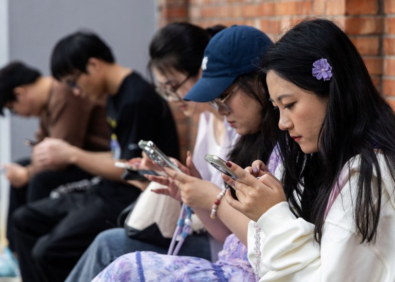 New York Times: Στην Κίνα διώκεται η απαισιοδοξία