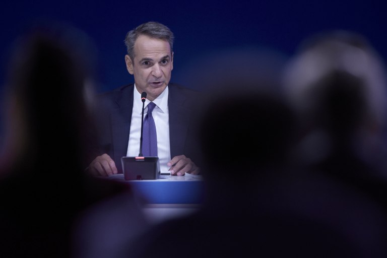 Μητσοτάκης: Αυτοεπαινείται για τις εξαγγελίες στη ΔΕΘ  Προσπαθεί να πείσει ότι αυξάνεται το εισόδημα όλων