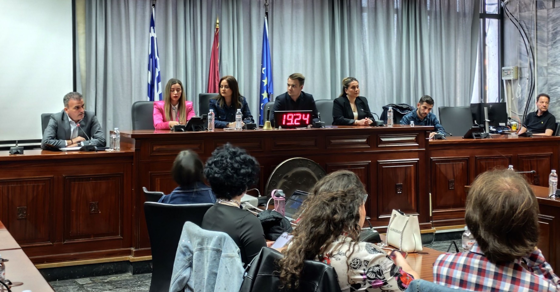 Γραφείο για το Δημοτικό