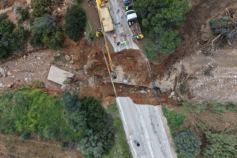 Erminio: Ανυπολόγιστες οι ζημιές από το πέρασμα της κακοκαιρίας, που άφησε πίσω της έναν νεκρό