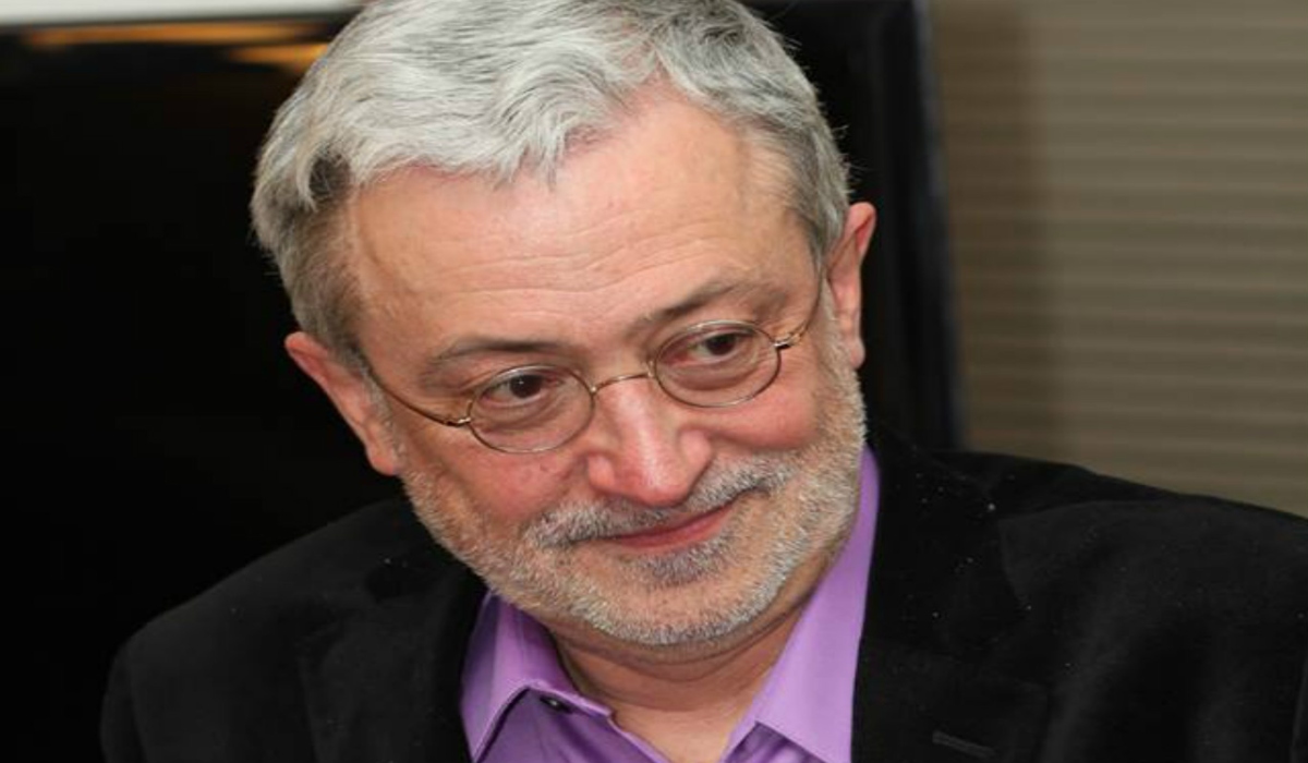 Ο Βασίλης Λαμπρόπουλος για τις Νεοελληνικές Σπουδές και τη σύγχρονη ελληνική ποίηση(audio)