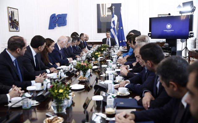 Κ. Μητσοτάκης στο Υπουργικό Συμβούλιο: Στεκόμαστε στο πλευρό της κοινωνίας - Απαντάμε στην εντεινόμενη ψευδολογία της αντιπολίτευσης