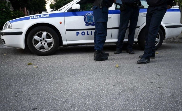 Καταγγελία για σκληρή βία ανηλίκων κατά 11χρονης  Τη χτύπησαν και την εξανάγκασαν να γονατίσει τραβώντας βίντεο