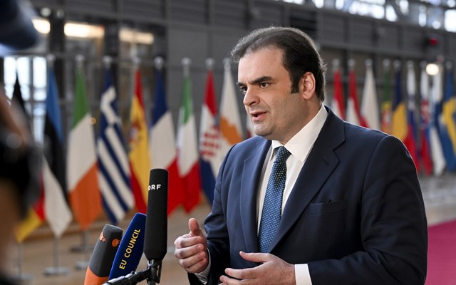 Το έκτακτο Eurogroup και η ανησυχία Πιερρακάκη για τον πληθωρισμό