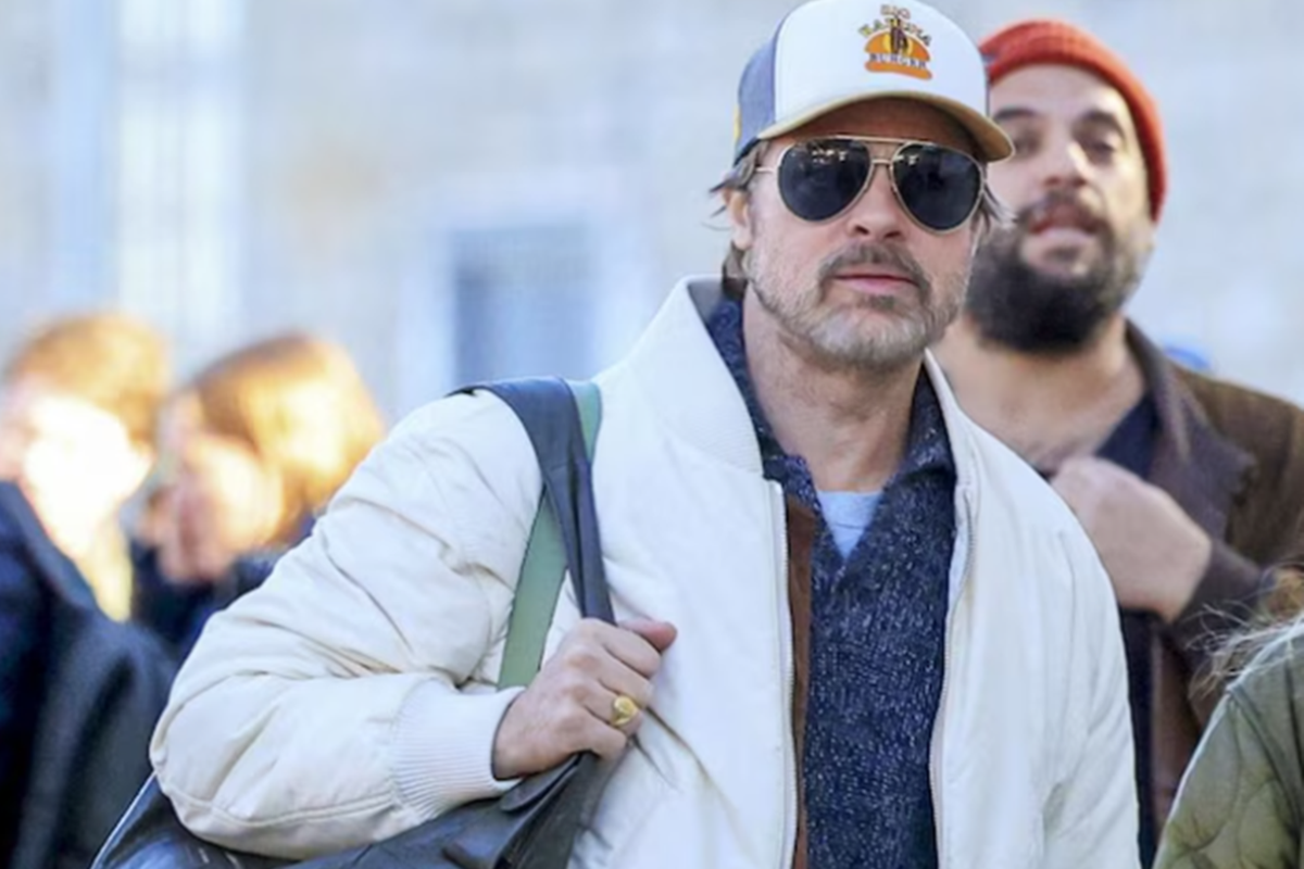 Ο Μπραντ Πιτ παίρνει το πλοίο