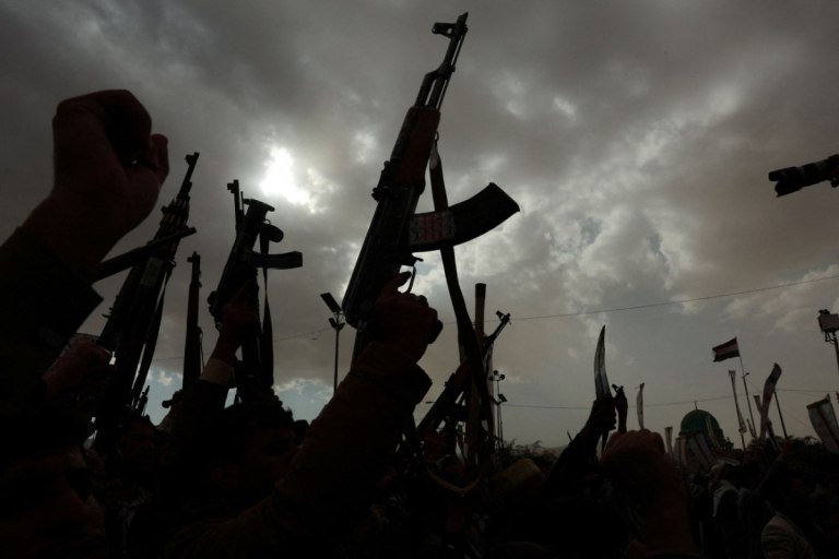 Τι σημαίνει η συμμετοχή των Χούθι στον πόλεμο  Θα μπορούσαν να μπλοκάρουν τη  Διώρυγα του Σουέζ