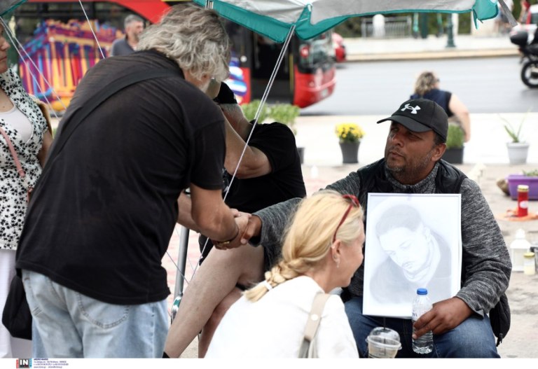 Υπόθεση Πάνου Ρούτσι: Μια αμήχανη κυβέρνηση απέναντι σ έναν αποφασισμένο πατέρα