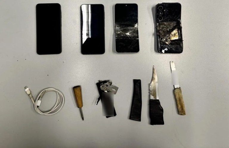 Έφοδος της ΕΛ.ΑΣ. στις φυλακές Μαλανδρίνου   Κατασχέθηκαν μαχαίρια, σουβλί και κινητά τηλέφωνα