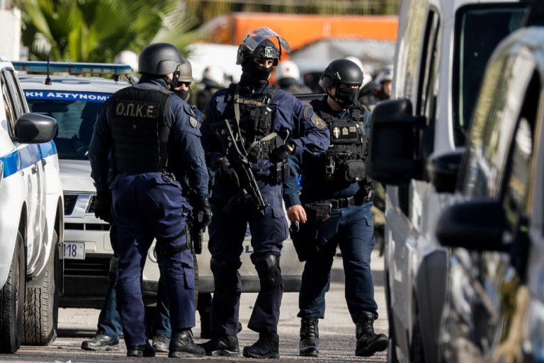 Επιχείρηση της ΕΛ.ΑΣ. στην Αττική για την τουρκική μαφία  Τέσσερις συλλήψεις