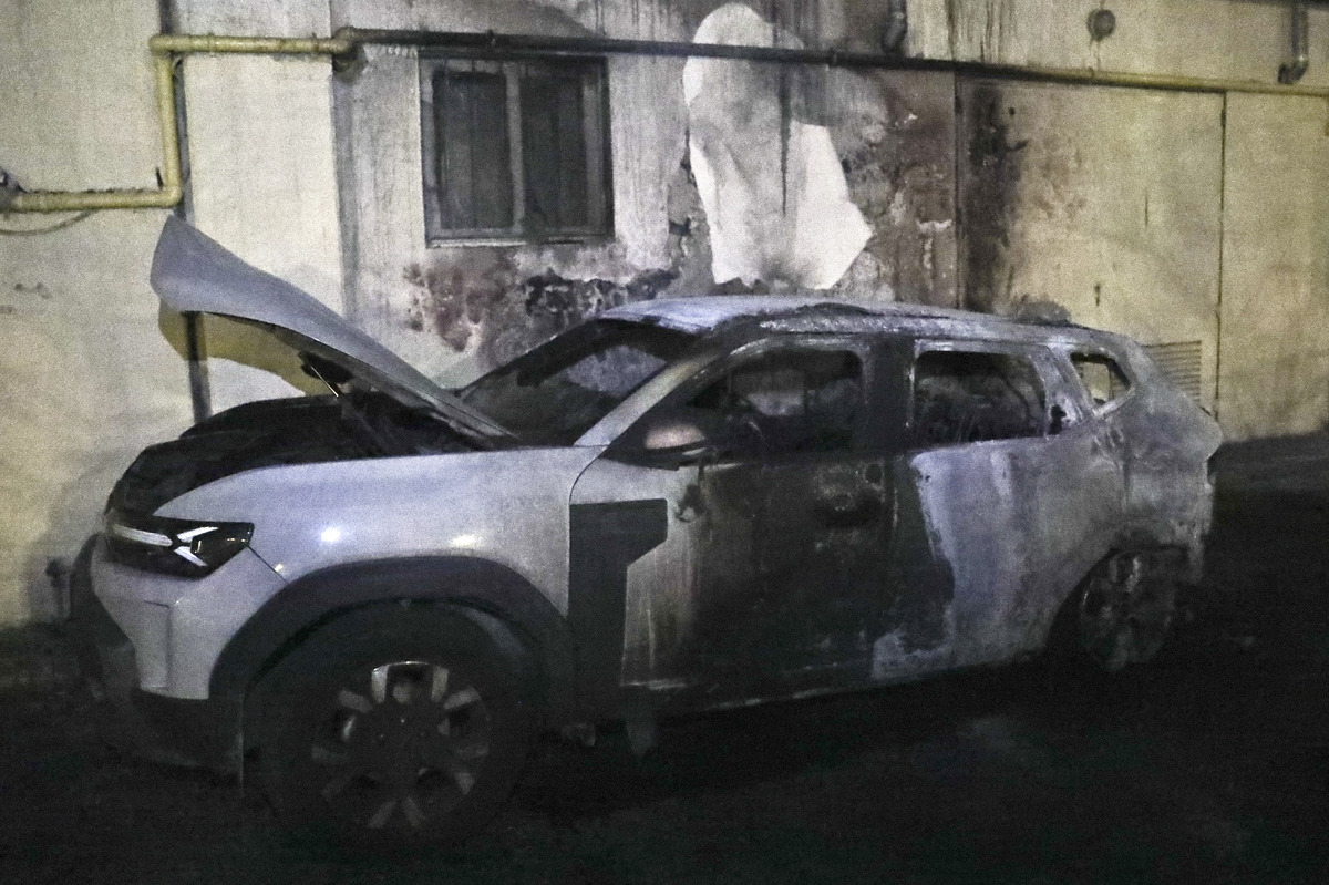 Εμπρηστική επίθεση στο