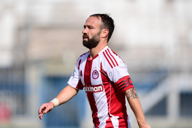 Athens Kallithea  Ολυμπιακός Β 2-3: Μεγάλη ανατροπή με μυθικό Βαλμπουενά