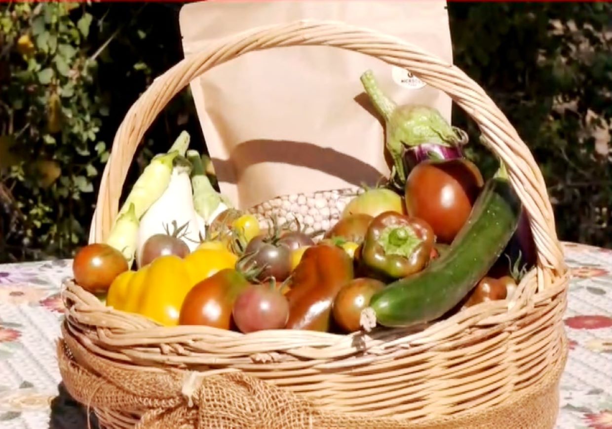 Η 27χρονη αγρότισσα που παράγει βιολογικά λαχανικά