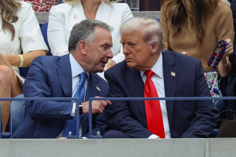 Γουίτκοφ: Σκάνδαλο με τον γιο του απεσταλμένου του Τραμπ  Επιχείρησε να βγάλει δισεκατομμύρια από το Κατάρ