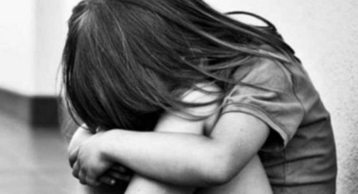 Αμφιλοχία: Κατήγγειλε τον σύζυγό της για ασέλγεια σε βάρος της 4χρονης κόρης τους  Συνελήφθη ο 50χρονος