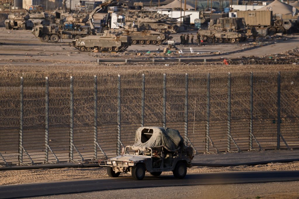 Επικεφαλής Centcom: Δεν θα σταλούν αμερικανικά στρατεύματα στη Γάζα