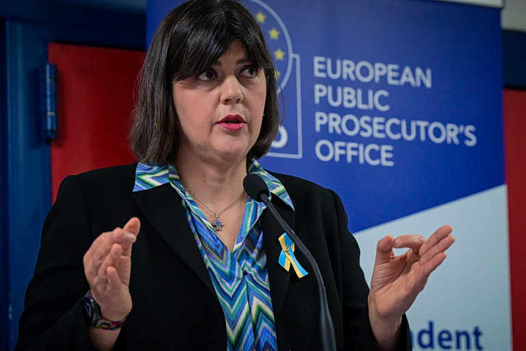 Ώρα για θεσμικές απαντήσεις από την Κοβέσι  Τι θα συζητήσει με τον Γ. Φλωρίδη