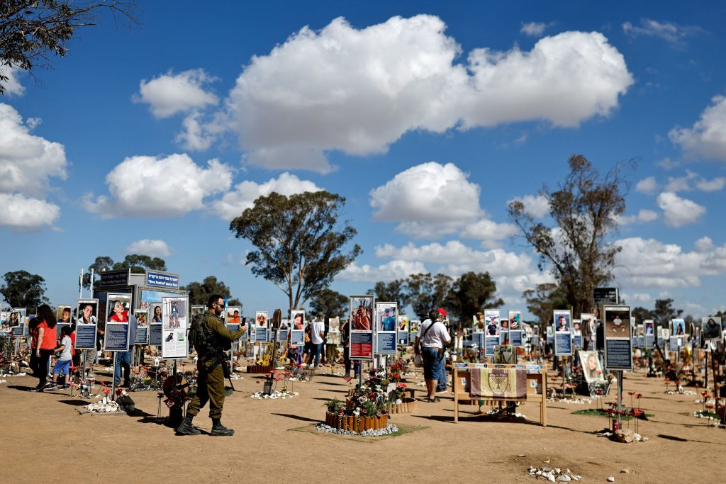 Ισραήλ: Εκδηλώσεις για την επέτειο της 7ης Οκτωβρίου, της πιο πολύνεκρης ημέρας στην ιστορία της χώρας