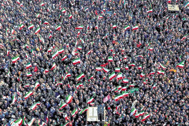 Νέος ανώτατος ηγέτης, παλιά ισορροπία ισχύος