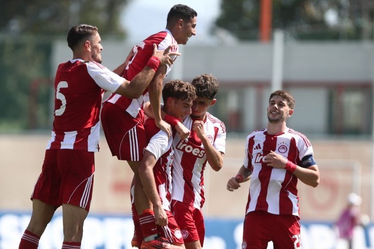 LIVE: Άρσεναλ Κ19  Ολυμπιακός Κ19