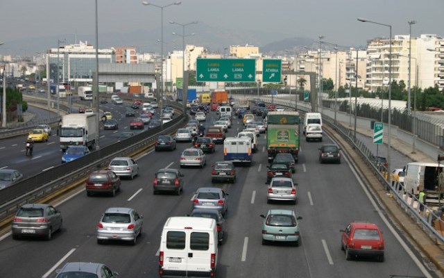 Σε πλήρη εφαρμογή από σήμερα ο νέος ΚΟΚ - Υψηλά πρόστιμα για κινητό, αλκοόλ, ζώνη ασφαλείας
