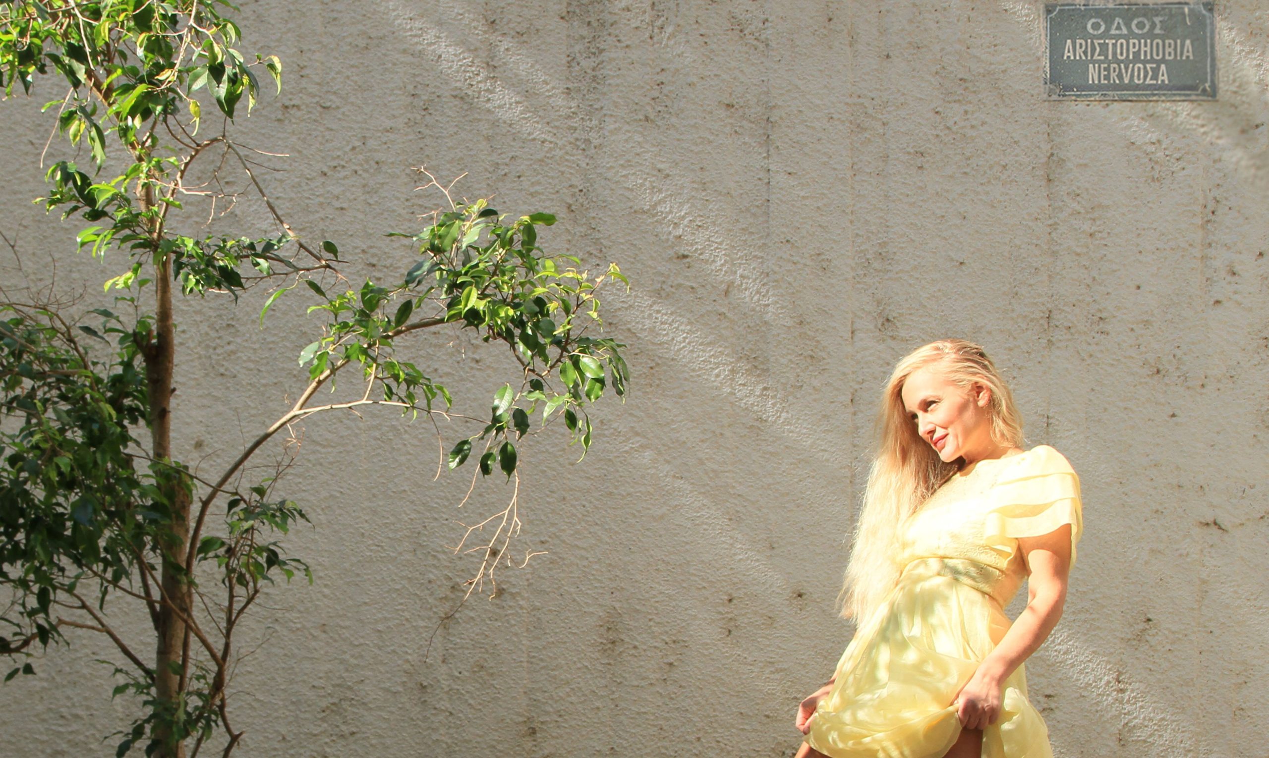 Η πρώτη ελληνόφωνη δουλειά