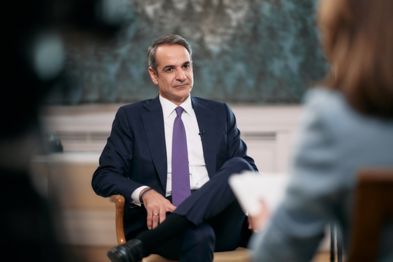 Κ. Μητσοτάκης: Πουλάει ασφάλεια και πλαφόν  Ενεργοποιεί δεξιά αντανακλαστικά, σε έναν κόσμο που βράζει